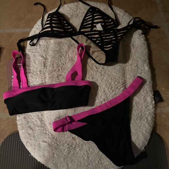 Black bikini bundle; 5 tops and 10 bottoms - Picture 4 of 6